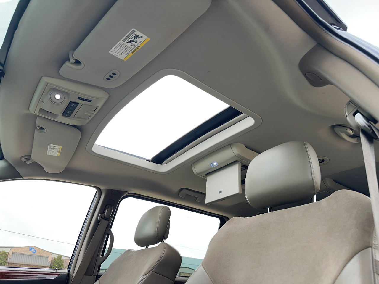 Chrysler Town & Country Limited 2012