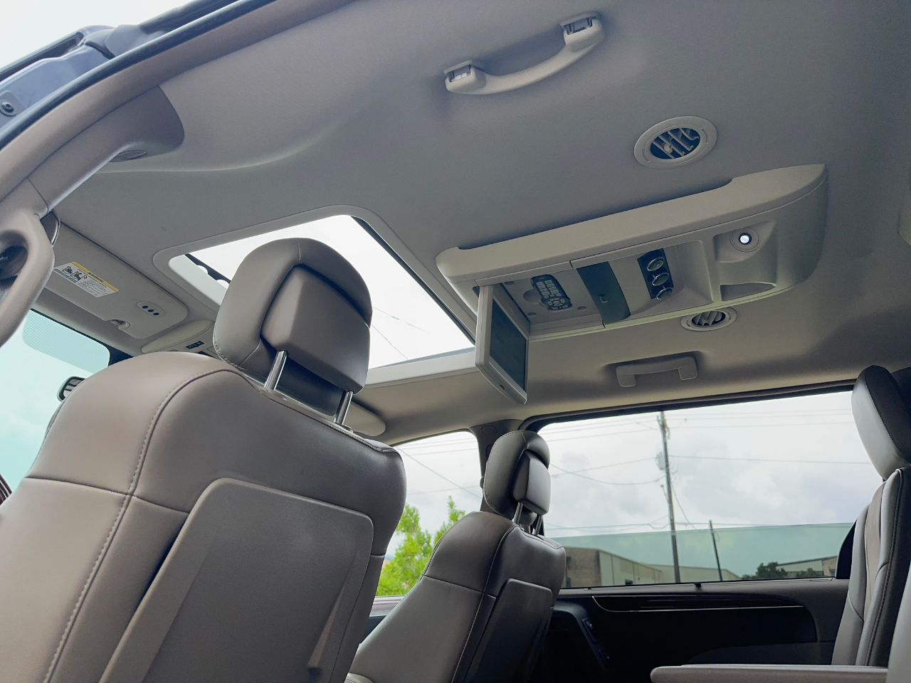 Chrysler Town & Country Limited 2012