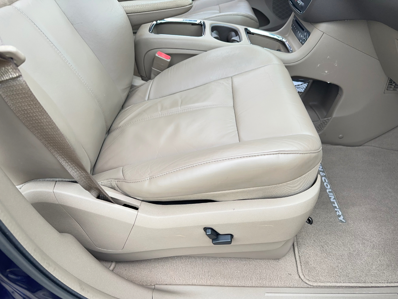 Chrysler Town & Country Limited 2012