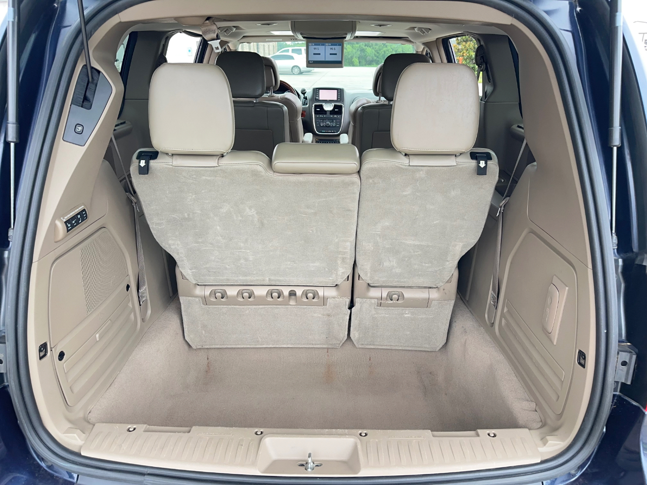Chrysler Town & Country Limited 2012