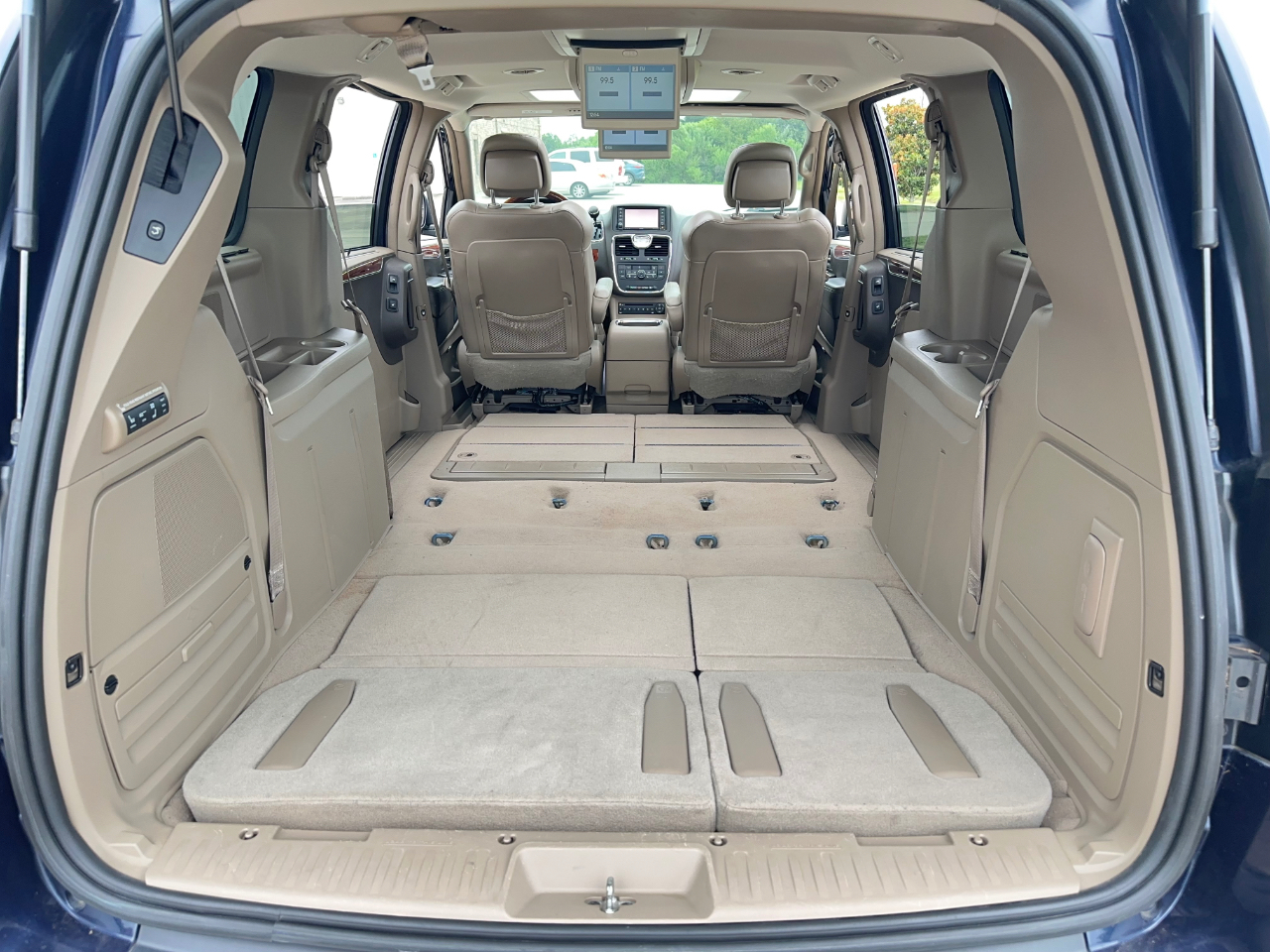 Chrysler Town & Country Limited 2012