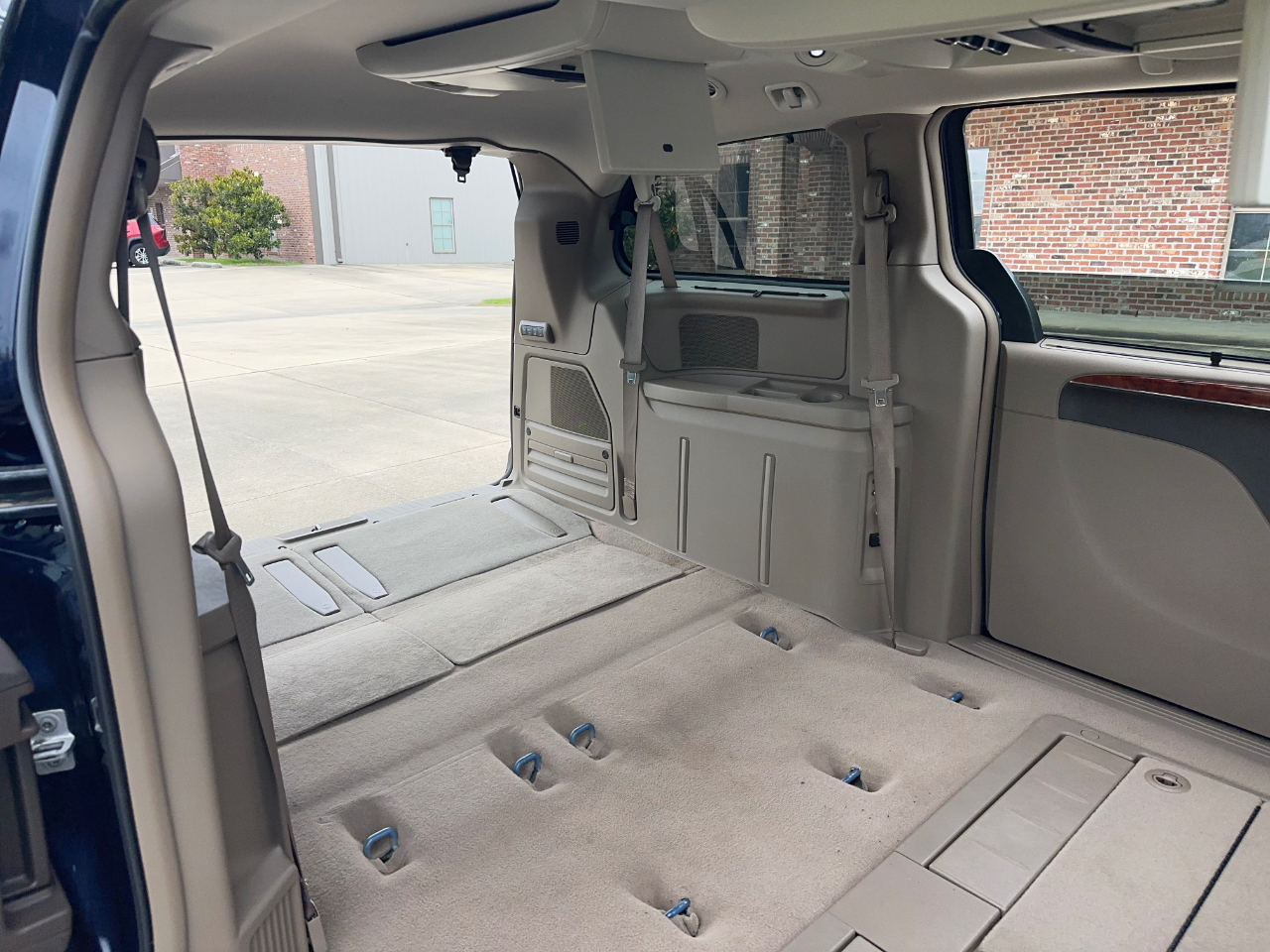 Chrysler Town & Country Limited 2012