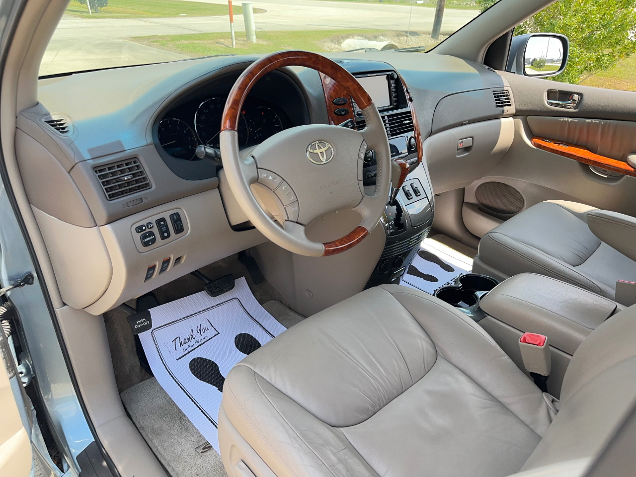 Toyota Sienna XLE Limited FWD 2008