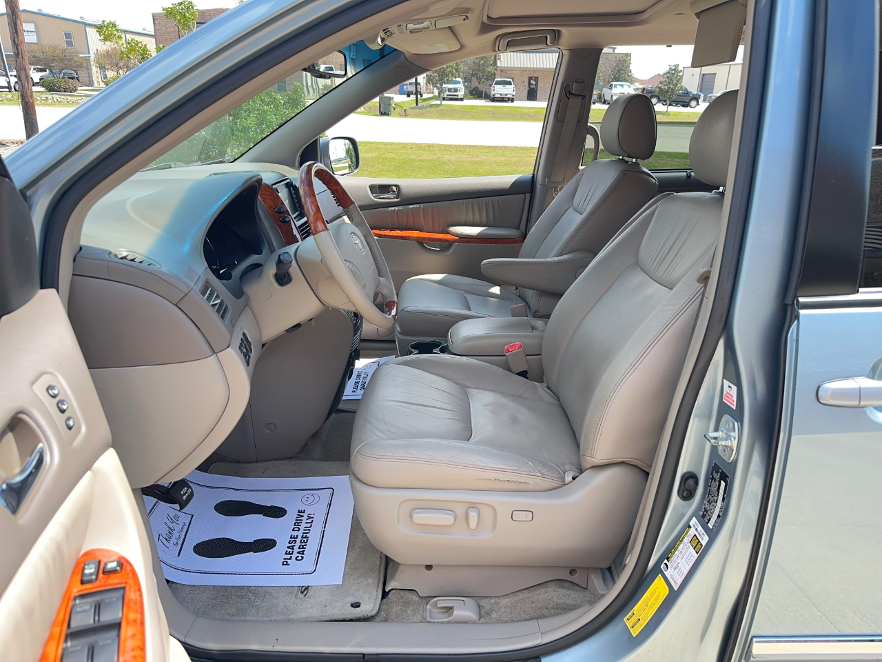 Toyota Sienna XLE Limited FWD 2008