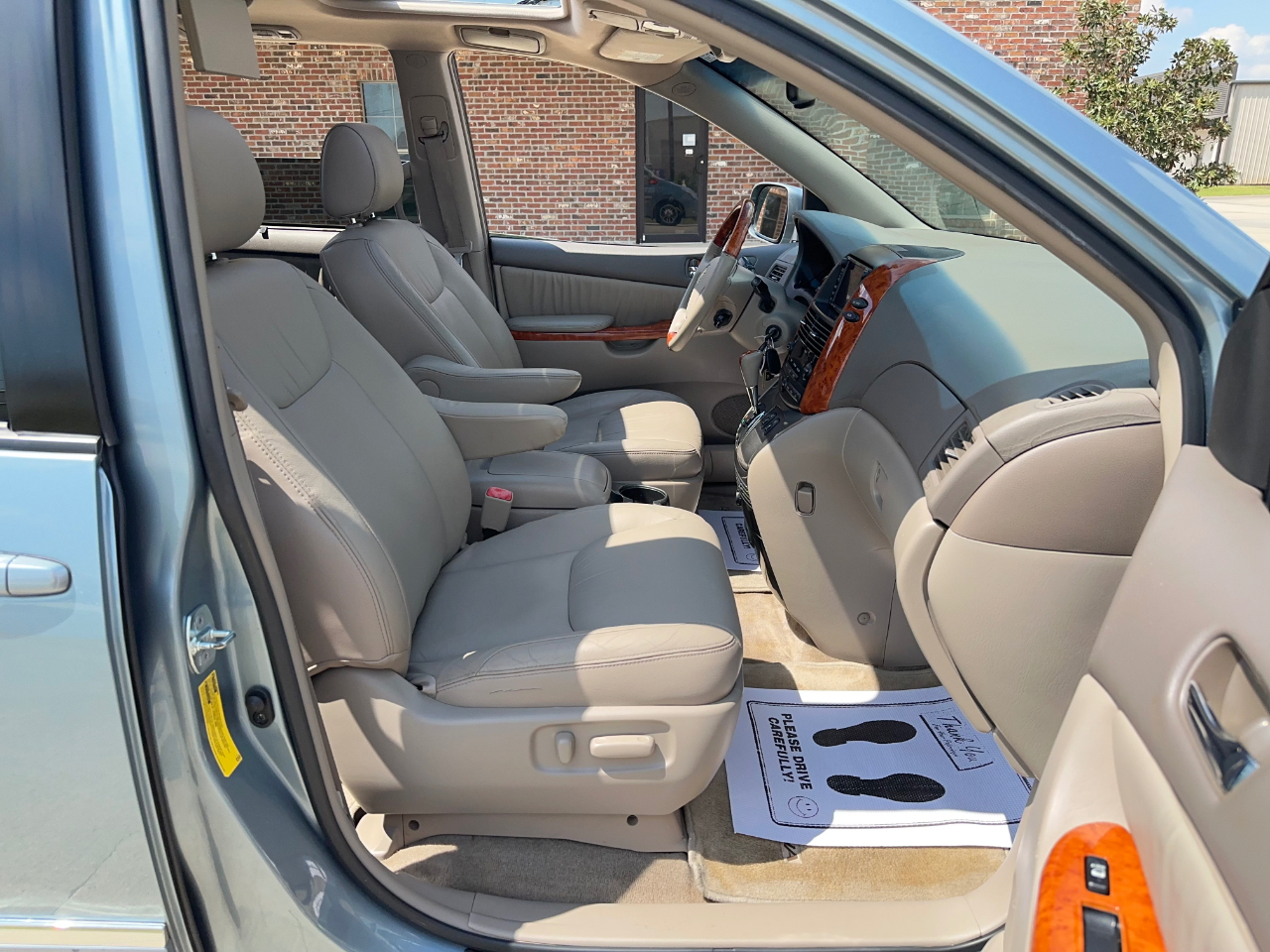 Toyota Sienna XLE Limited FWD 2008