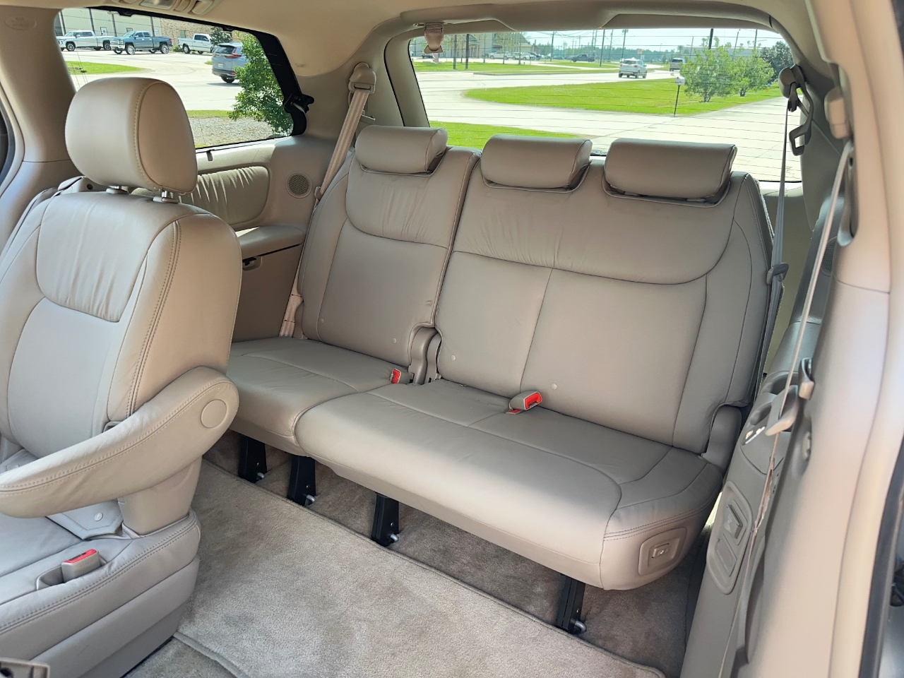 Toyota Sienna XLE Limited FWD 2008