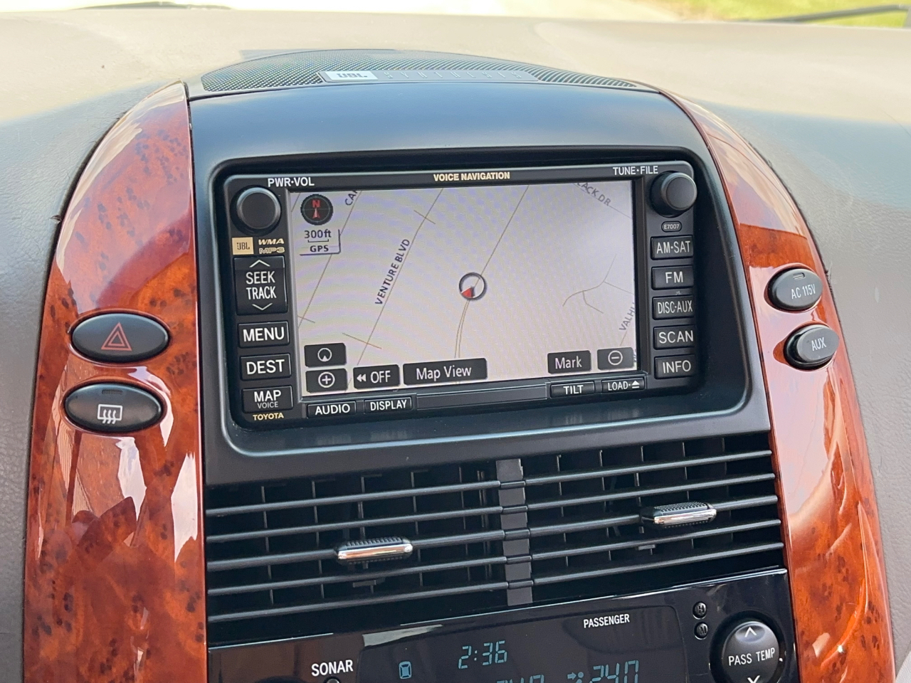 Toyota Sienna XLE Limited FWD 2008