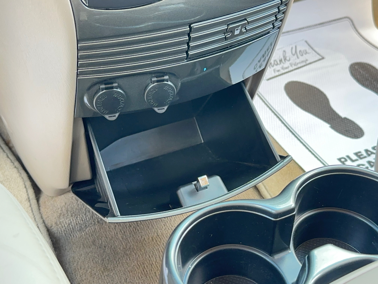 Toyota Sienna XLE Limited FWD 2008