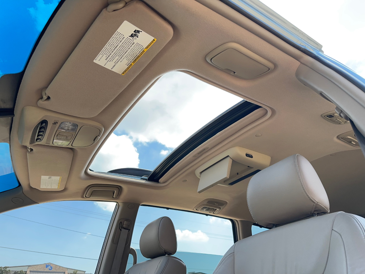 Toyota Sienna XLE Limited FWD 2008