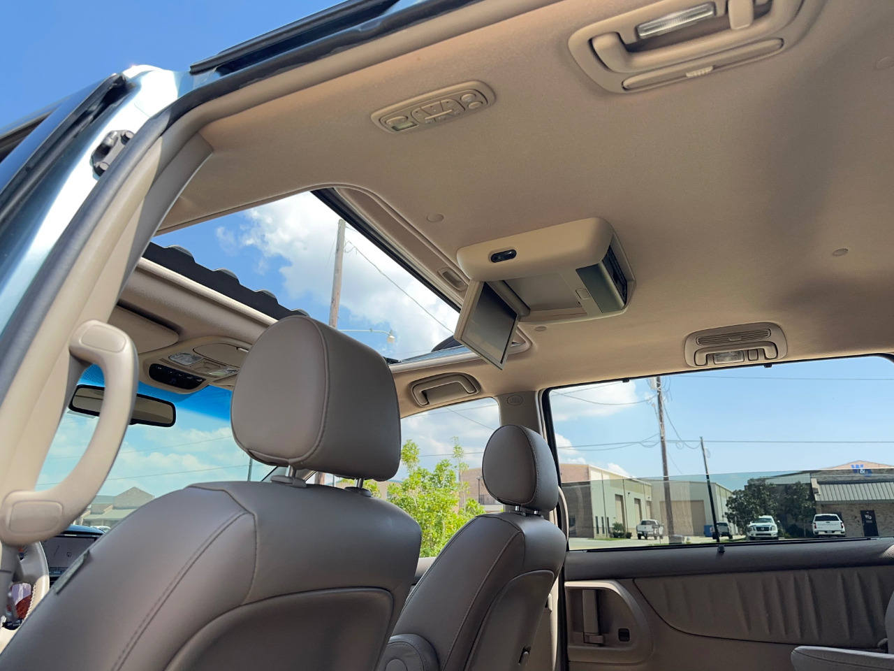 Toyota Sienna XLE Limited FWD 2008