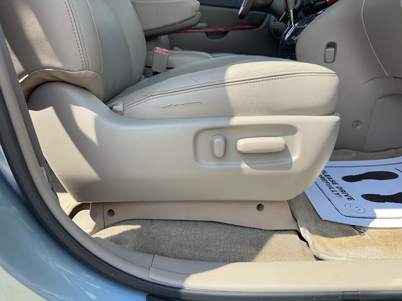 Toyota Sienna XLE Limited FWD 2008