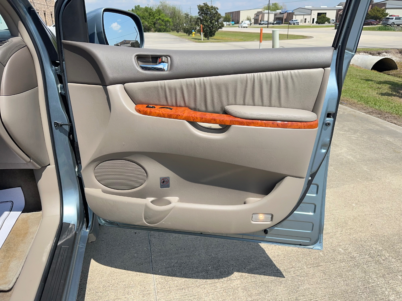 Toyota Sienna XLE Limited FWD 2008