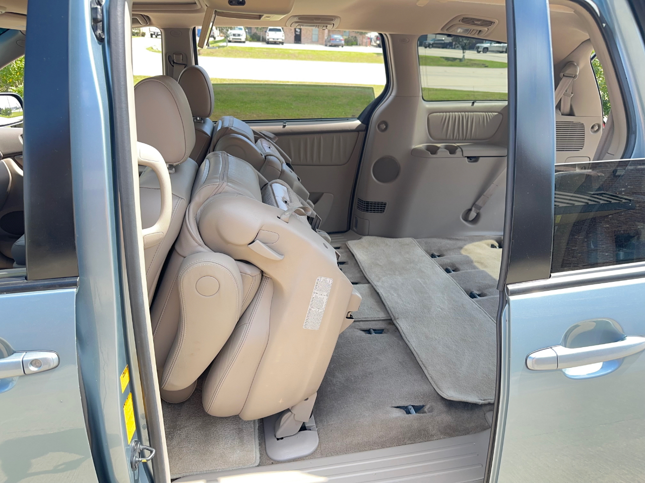 Toyota Sienna XLE Limited FWD 2008