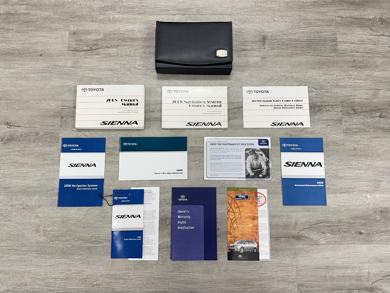 Toyota Sienna XLE Limited FWD 2008