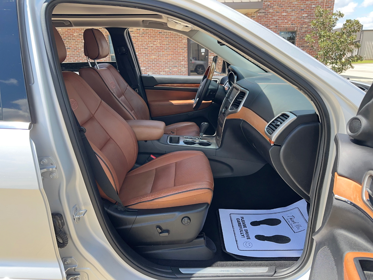 Jeep Grand Cherokee Overland 2WD 2012