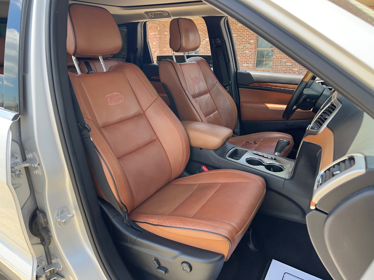 Jeep Grand Cherokee Overland 2WD 2012