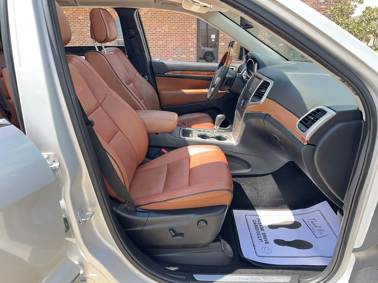 Jeep Grand Cherokee Overland 2WD 2012