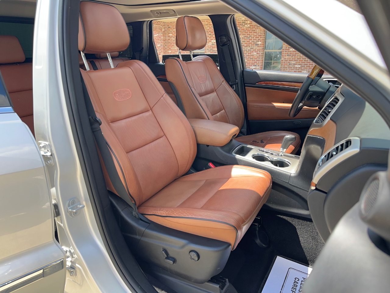 Jeep Grand Cherokee Overland 2WD 2012