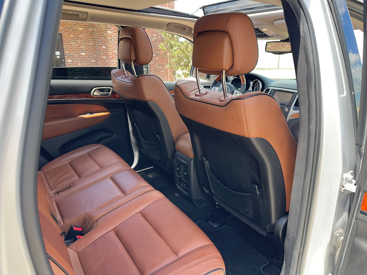 Jeep Grand Cherokee Overland 2WD 2012