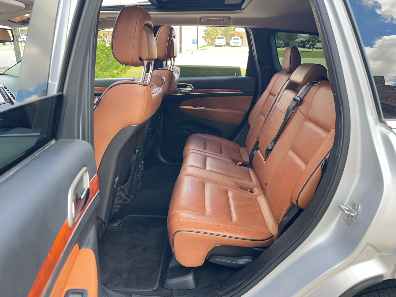 Jeep Grand Cherokee Overland 2WD 2012