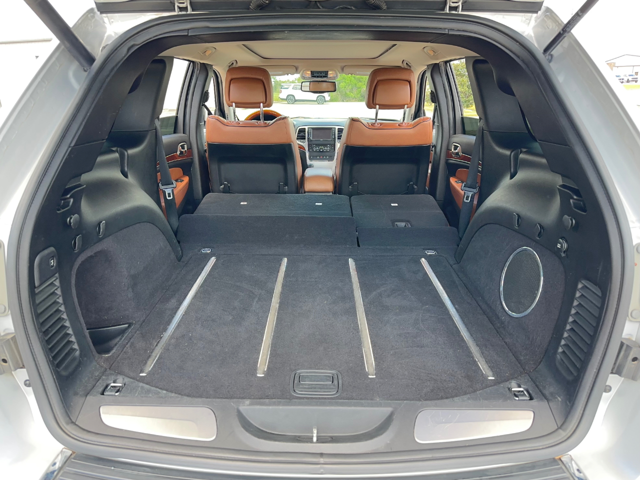 Jeep Grand Cherokee Overland 2WD 2012