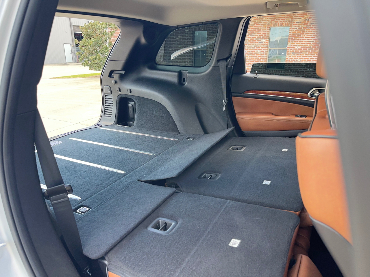 Jeep Grand Cherokee Overland 2WD 2012