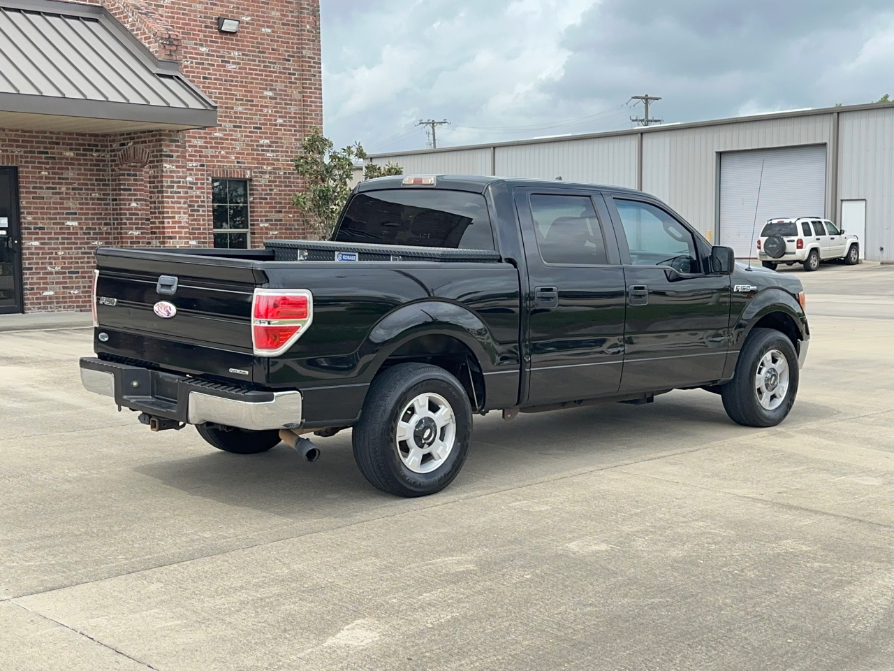 Ford F-150 XLT SuperCrew 5.5-ft. Bed 2WD 2011