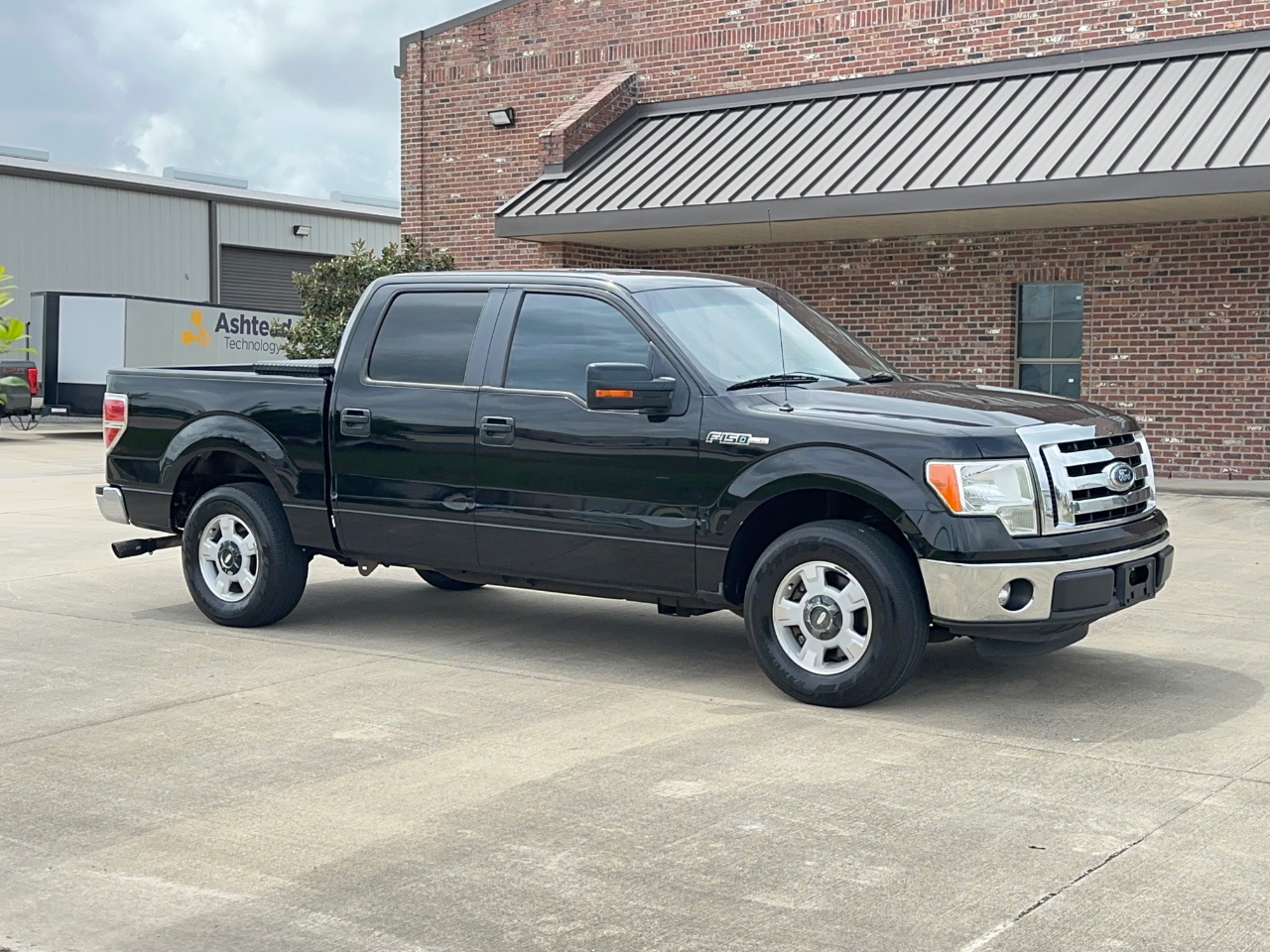Ford F-150 XLT SuperCrew 5.5-ft. Bed 2WD 2011