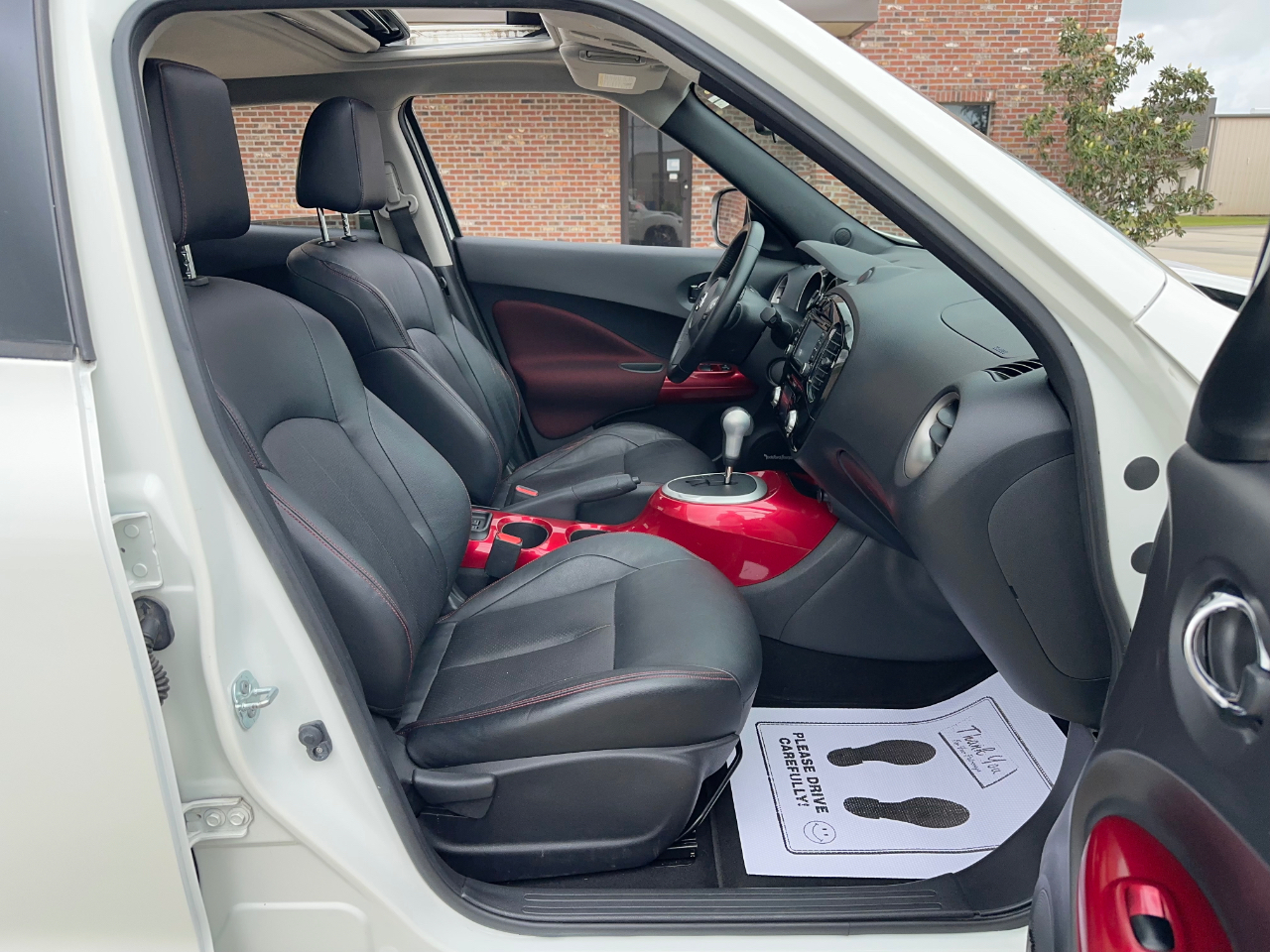 Nissan Juke SL FWD 2017