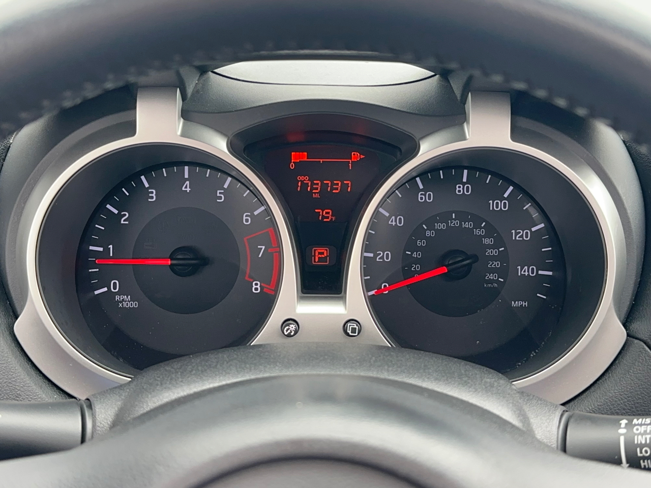 Nissan Juke SL FWD 2017