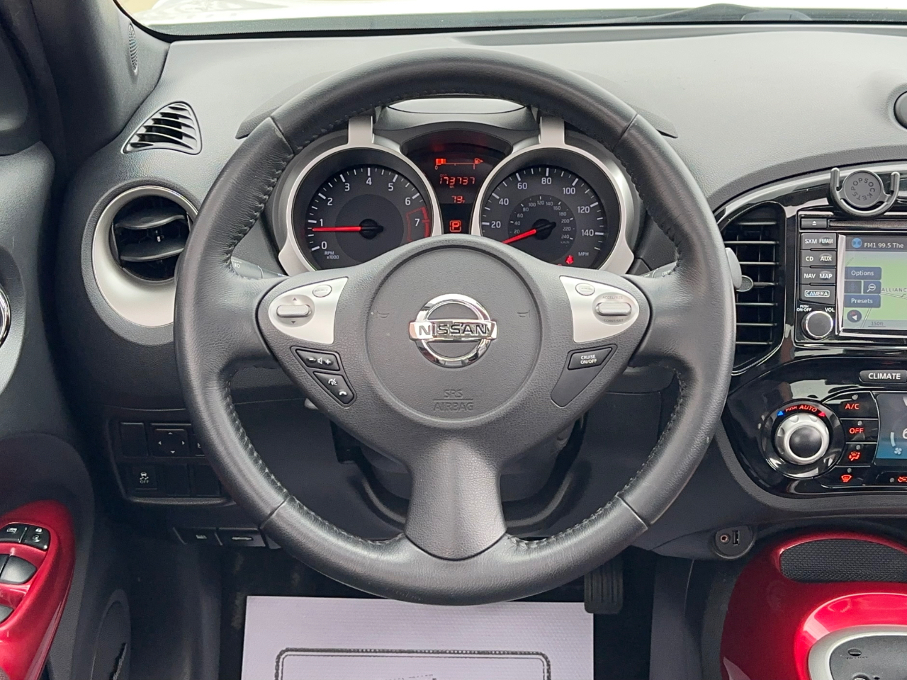 Nissan Juke SL FWD 2017