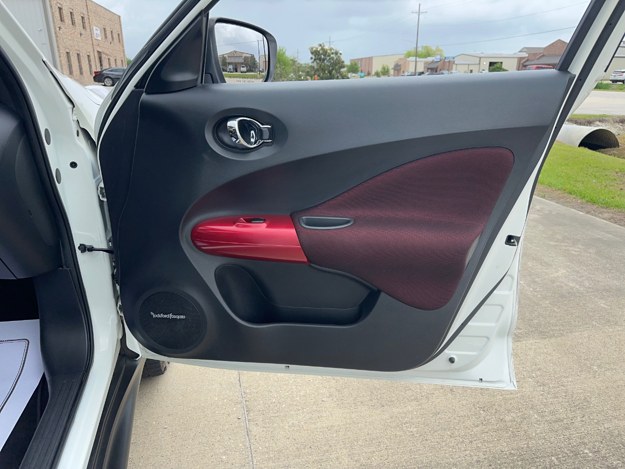 Nissan Juke SL FWD 2017