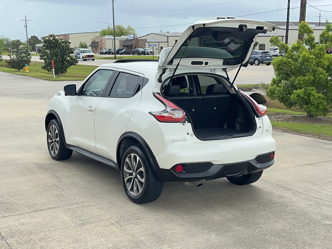 Nissan Juke SL FWD 2017