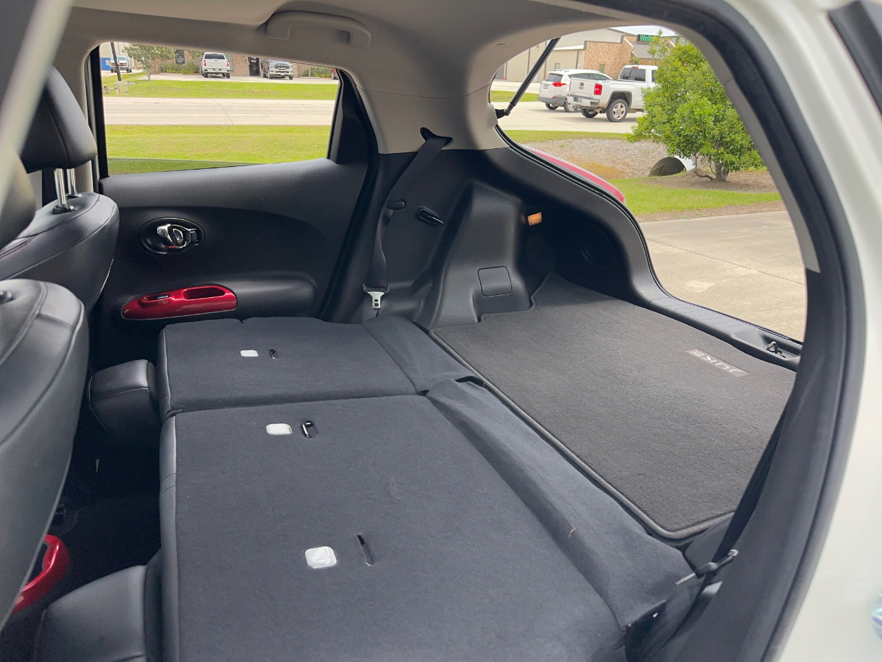 Nissan Juke SL FWD 2017