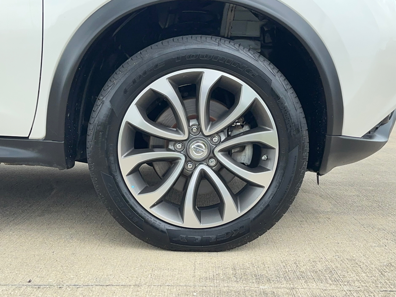 Nissan Juke SL FWD 2017