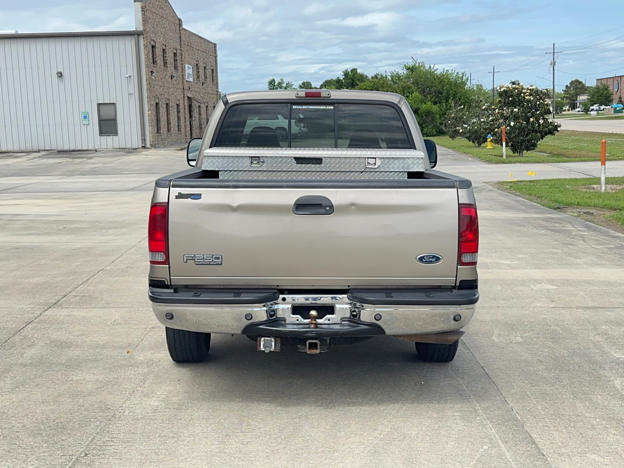 Ford F-250 SD Lariat Crew Cab 2WD 2002