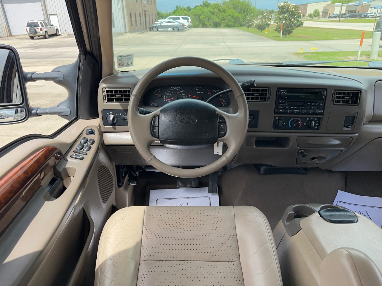 Ford F-250 SD Lariat Crew Cab 2WD 2002