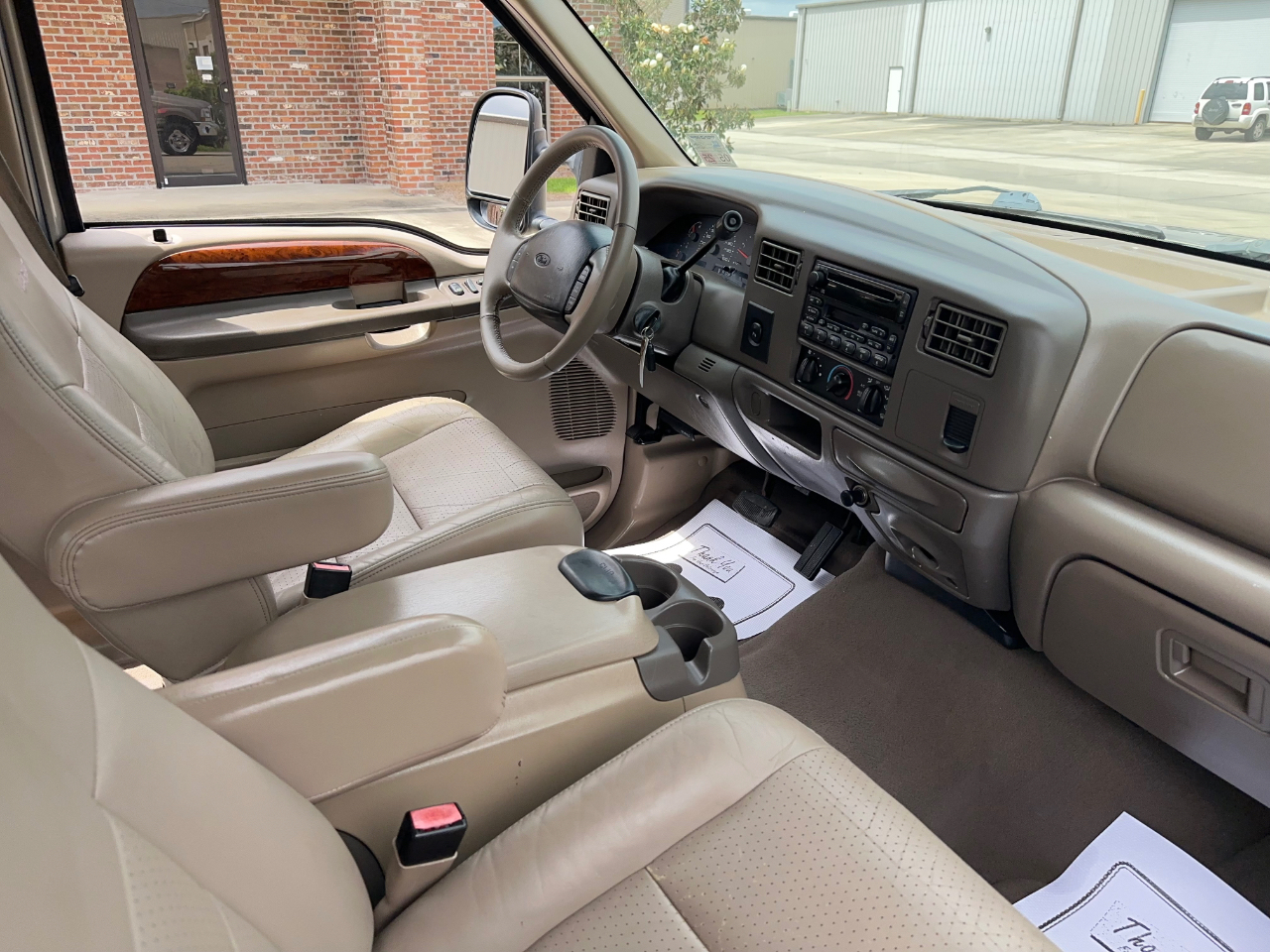 Ford F-250 SD Lariat Crew Cab 2WD 2002