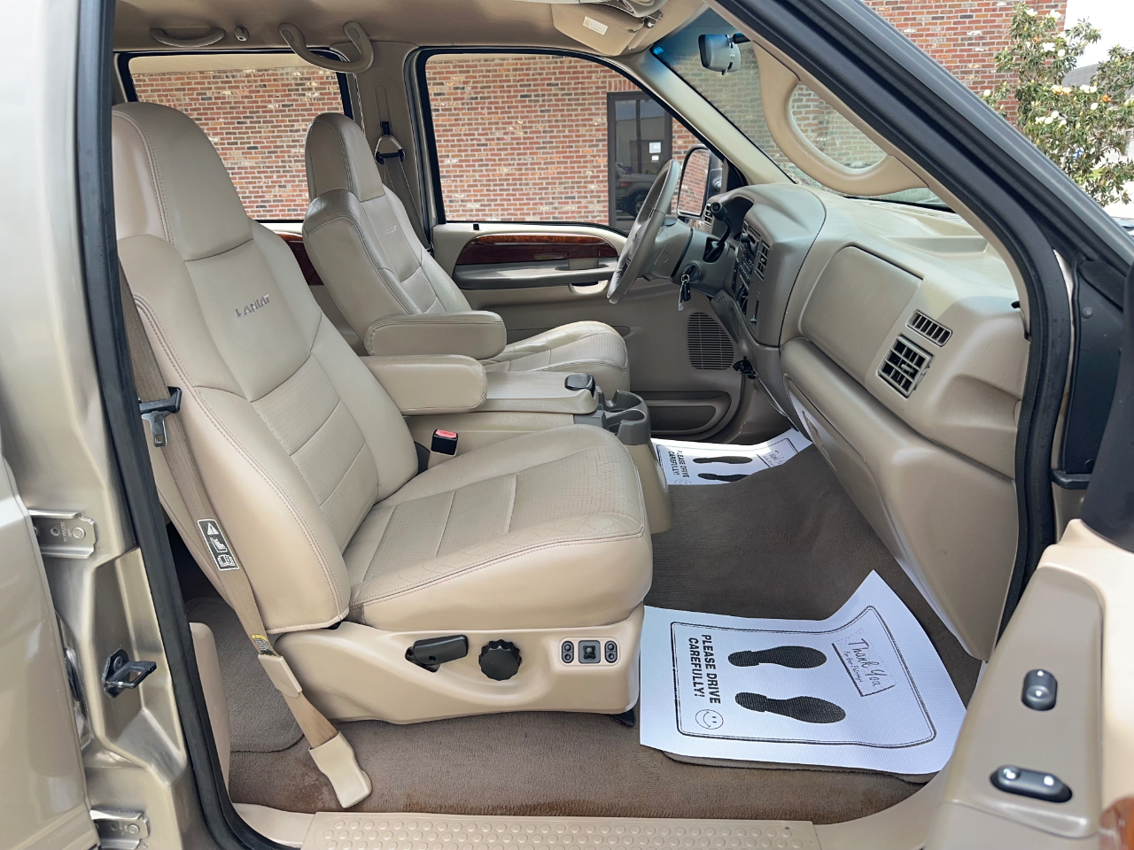 Ford F-250 SD Lariat Crew Cab 2WD 2002