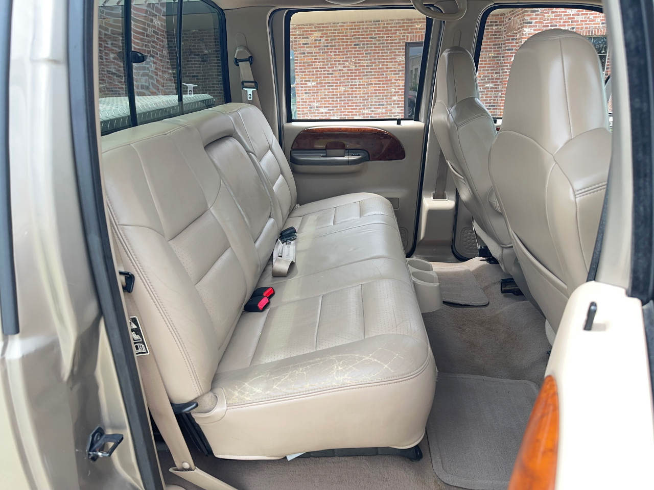 Ford F-250 SD Lariat Crew Cab 2WD 2002