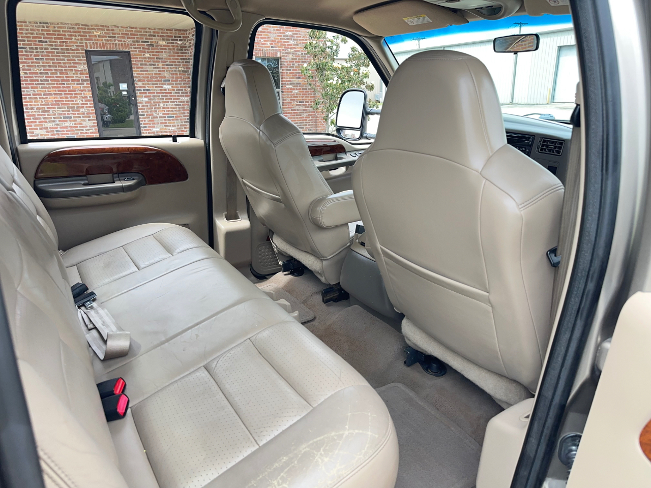 Ford F-250 SD Lariat Crew Cab 2WD 2002