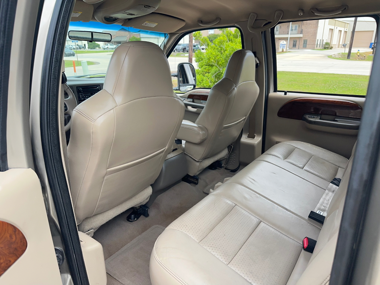 Ford F-250 SD Lariat Crew Cab 2WD 2002