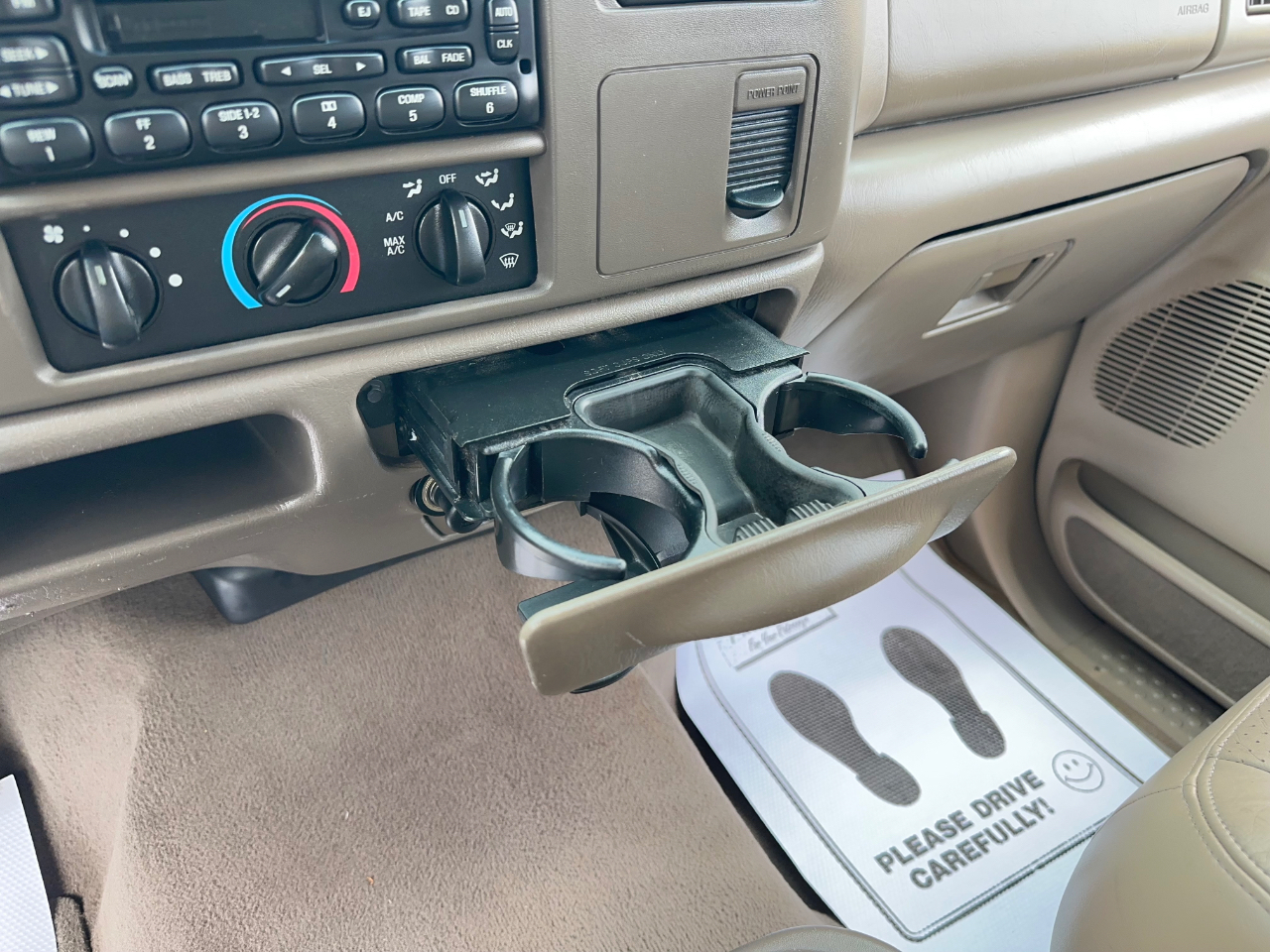 Ford F-250 SD Lariat Crew Cab 2WD 2002