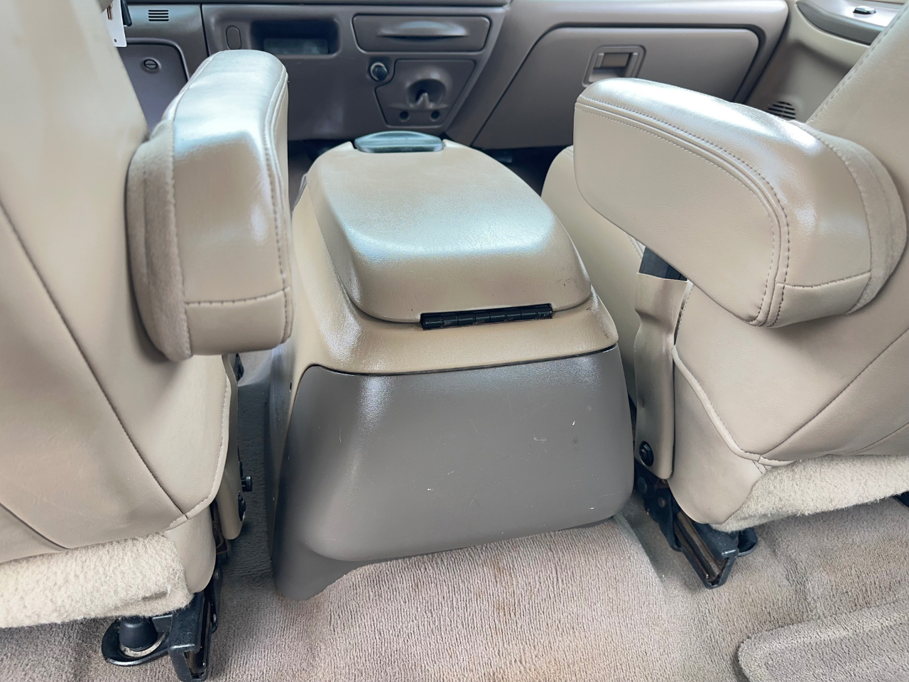 Ford F-250 SD Lariat Crew Cab 2WD 2002