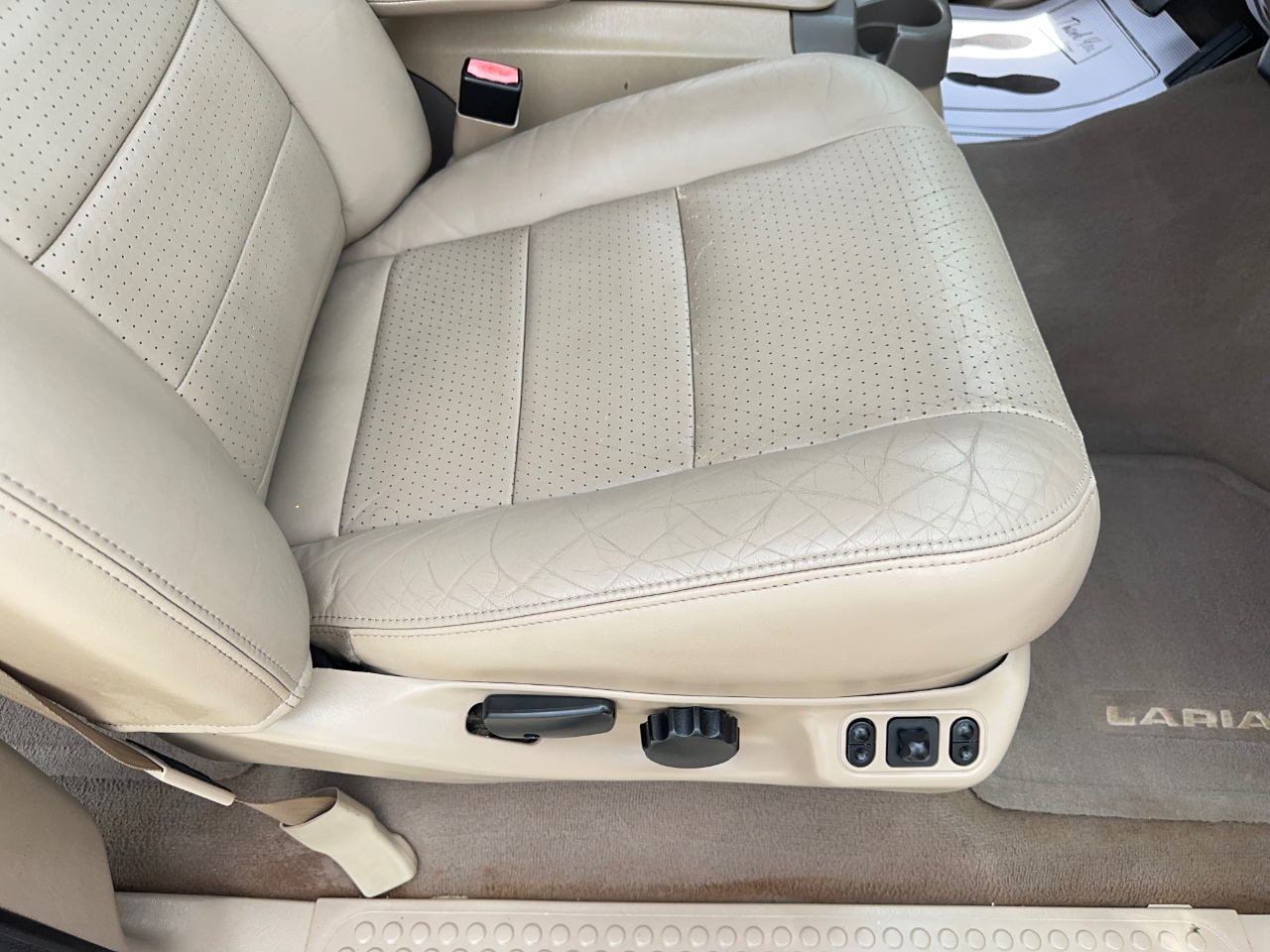 Ford F-250 SD Lariat Crew Cab 2WD 2002