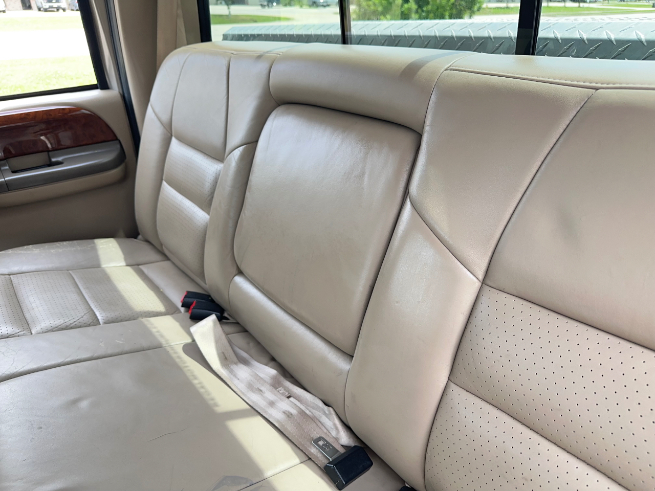 Ford F-250 SD Lariat Crew Cab 2WD 2002