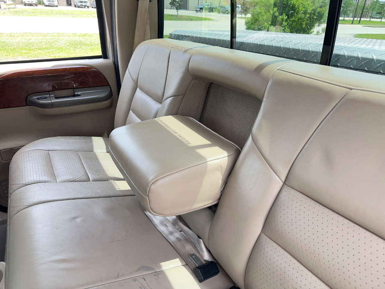 Ford F-250 SD Lariat Crew Cab 2WD 2002