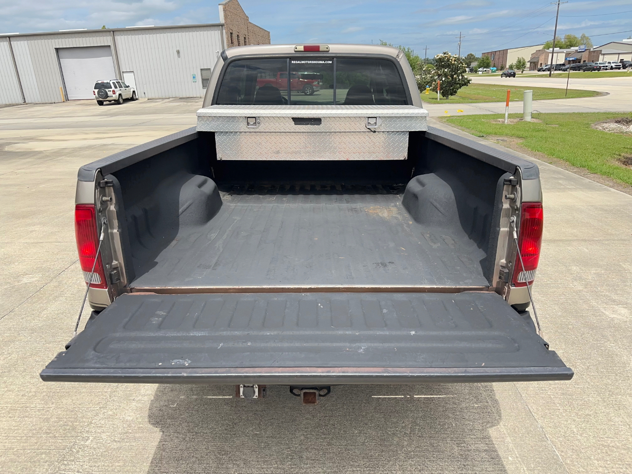 Ford F-250 SD Lariat Crew Cab 2WD 2002