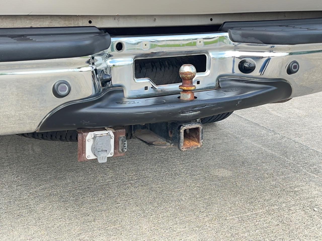 Ford F-250 SD Lariat Crew Cab 2WD 2002