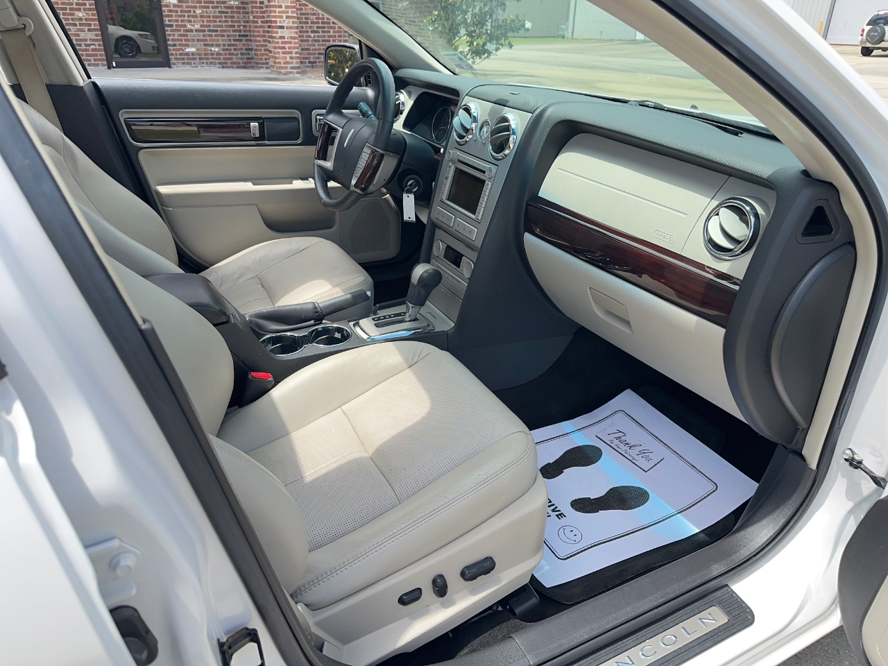 Lincoln MKZ FWD 2009